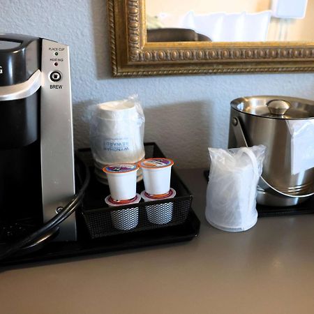 เบย์มอนต์ บาย วินด์แฮม บาร์สโตว์ ฮิสตอริก รูท 66 Hotel ภายนอก รูปภาพ